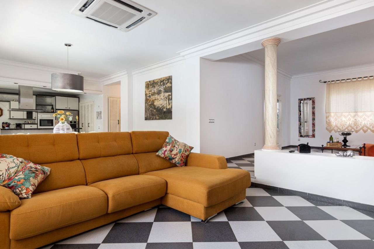 Yourhouse Marian